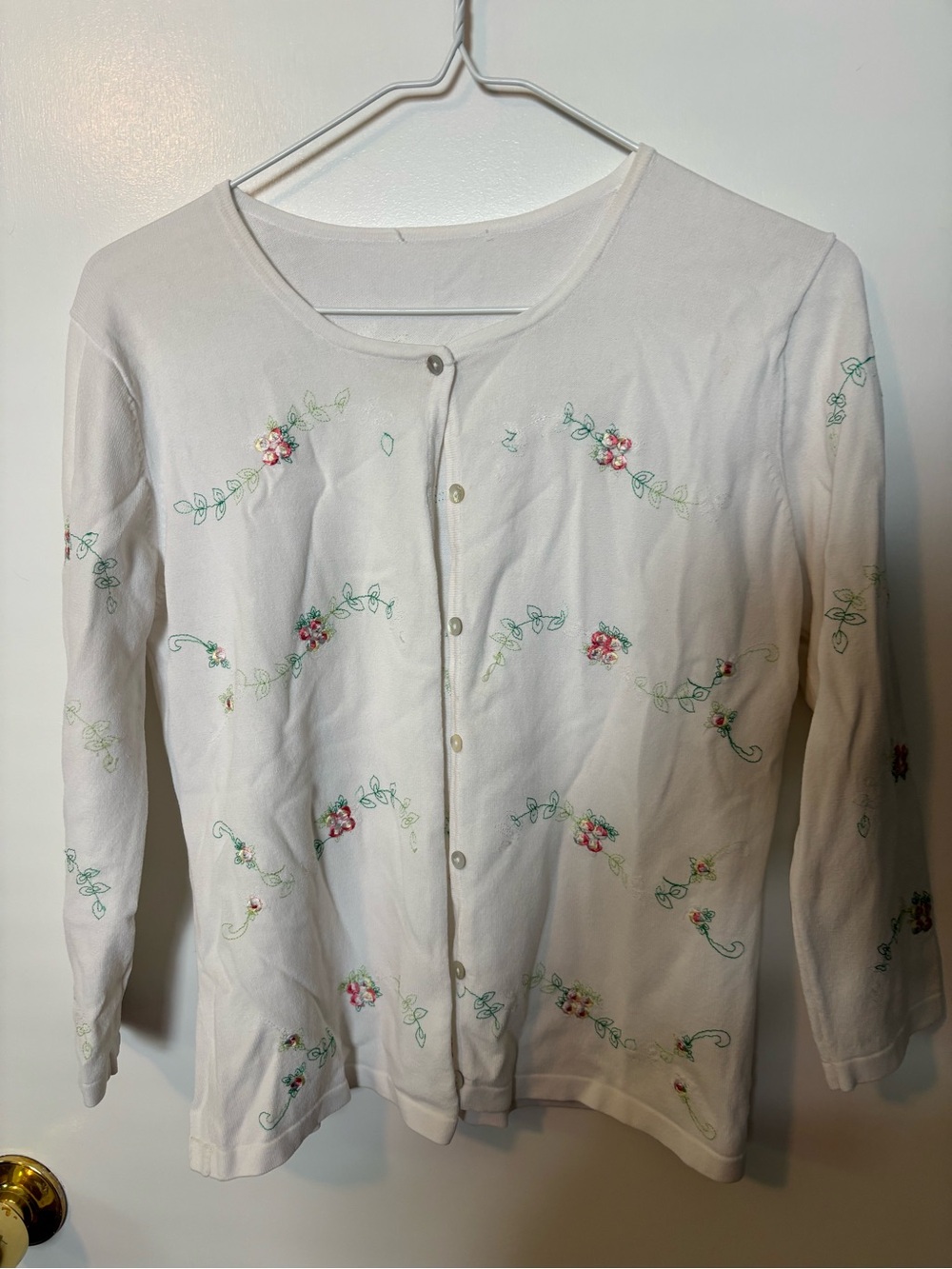 Vintage Quiet Luxury Feminine White Floral Embroidered Button-Front Cardigan